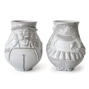 British Jonathan Adler English Utopia Pleasantly Plump Two Face Vase/Happy Famil